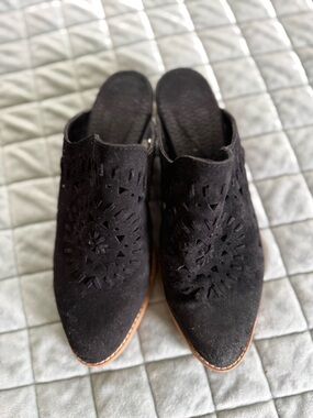 Musse & Cloud Black Suede Slip-On Mules with Cutout Medallion